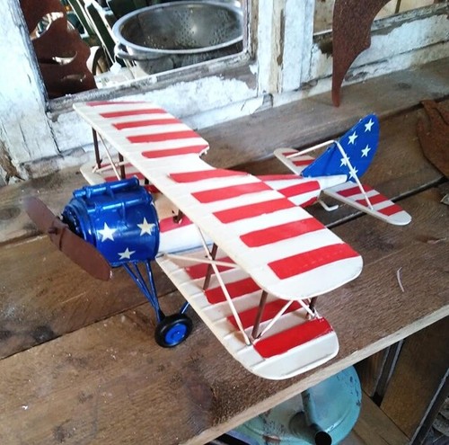 Modell flugzeug doppeldecker - flugzeug,